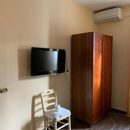 نابولي Room Elia المظهر الخارجي الصورة
